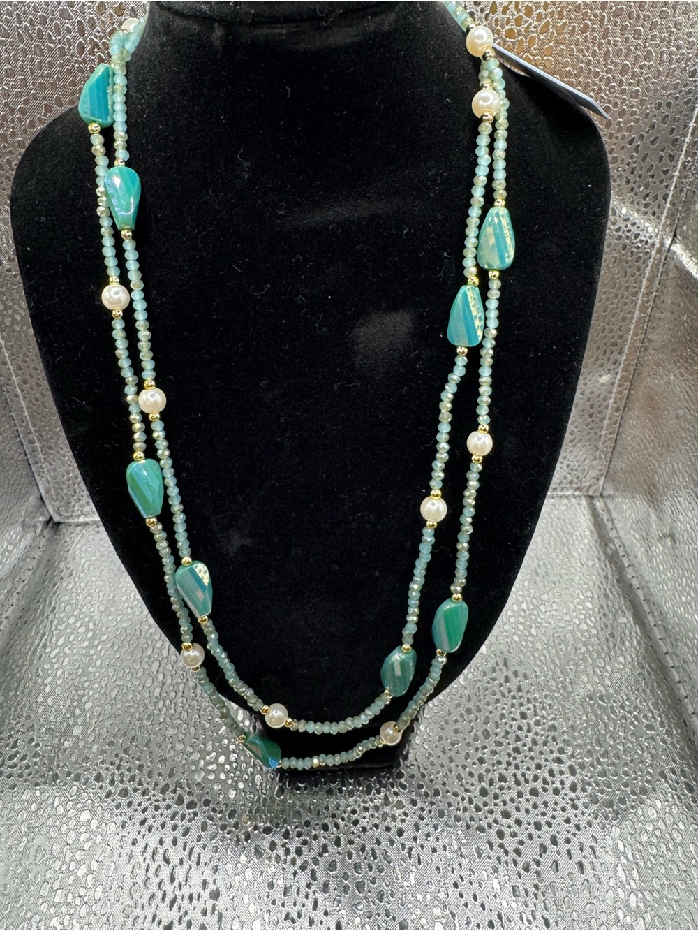 Green Bead Multi-Strand Necklace with Pearl Accents Jacqueline Kent New